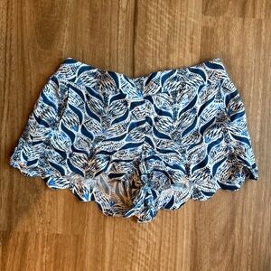Lilly Pulitzer Dahlia Mermaid Tail Stretch Waist Shorts Size Large
